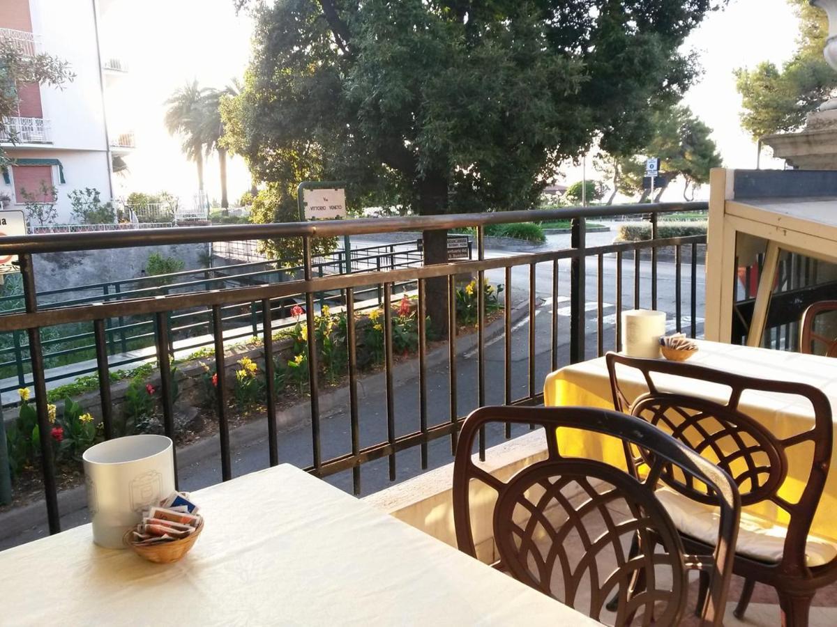 Ena Hotel Аренцано Екстериор снимка