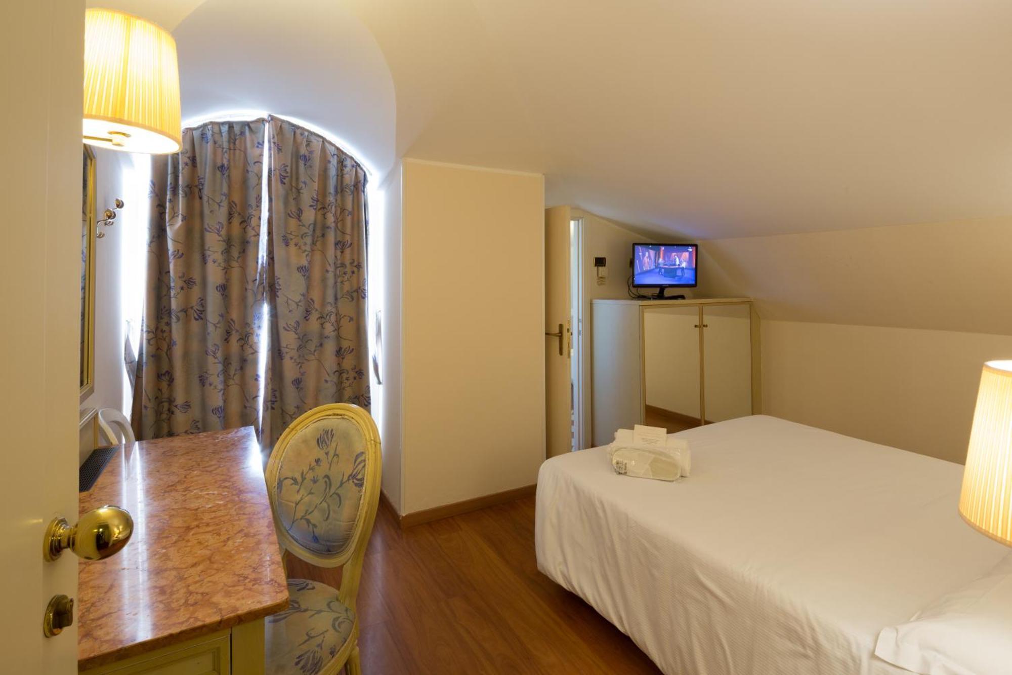 Ena Hotel Аренцано Екстериор снимка