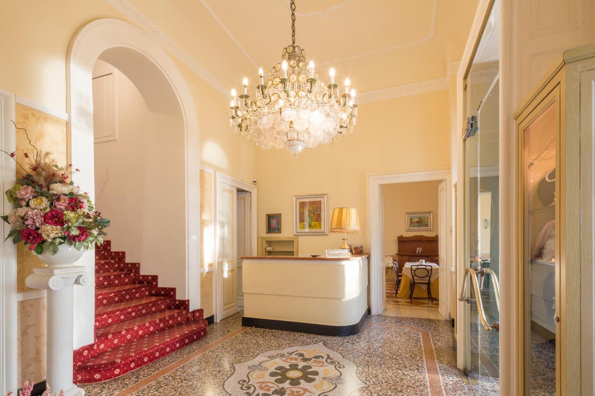Ena Hotel Аренцано Екстериор снимка